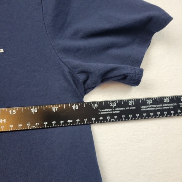 LL Bean Navy Blue Tree Star Embroidered T Shirt Mens Medium Vacationland - Picture 4 of 9